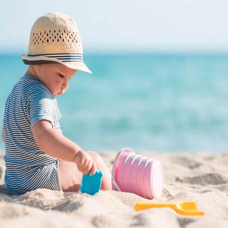 Spacious Holiday Homes Near The Beach In ポビエロボ エクステリア 写真