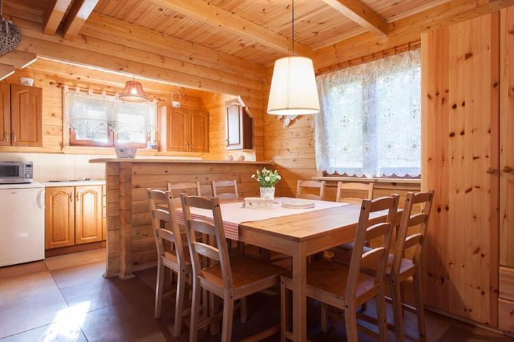 Spacious Holiday Homes Near The Beach In ポビエロボ エクステリア 写真